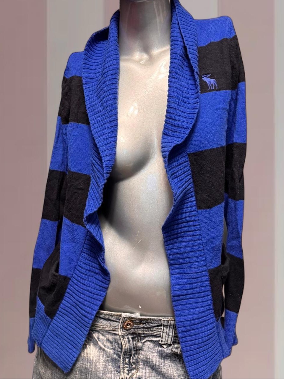 Abercrombie & Fitch Vintage Y2k Blue/Navy Striped Cardigan Sweater